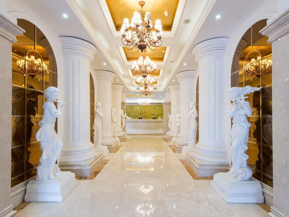 Vienna Hotel Banxuegang Road Shenzhen Bagian luar foto
